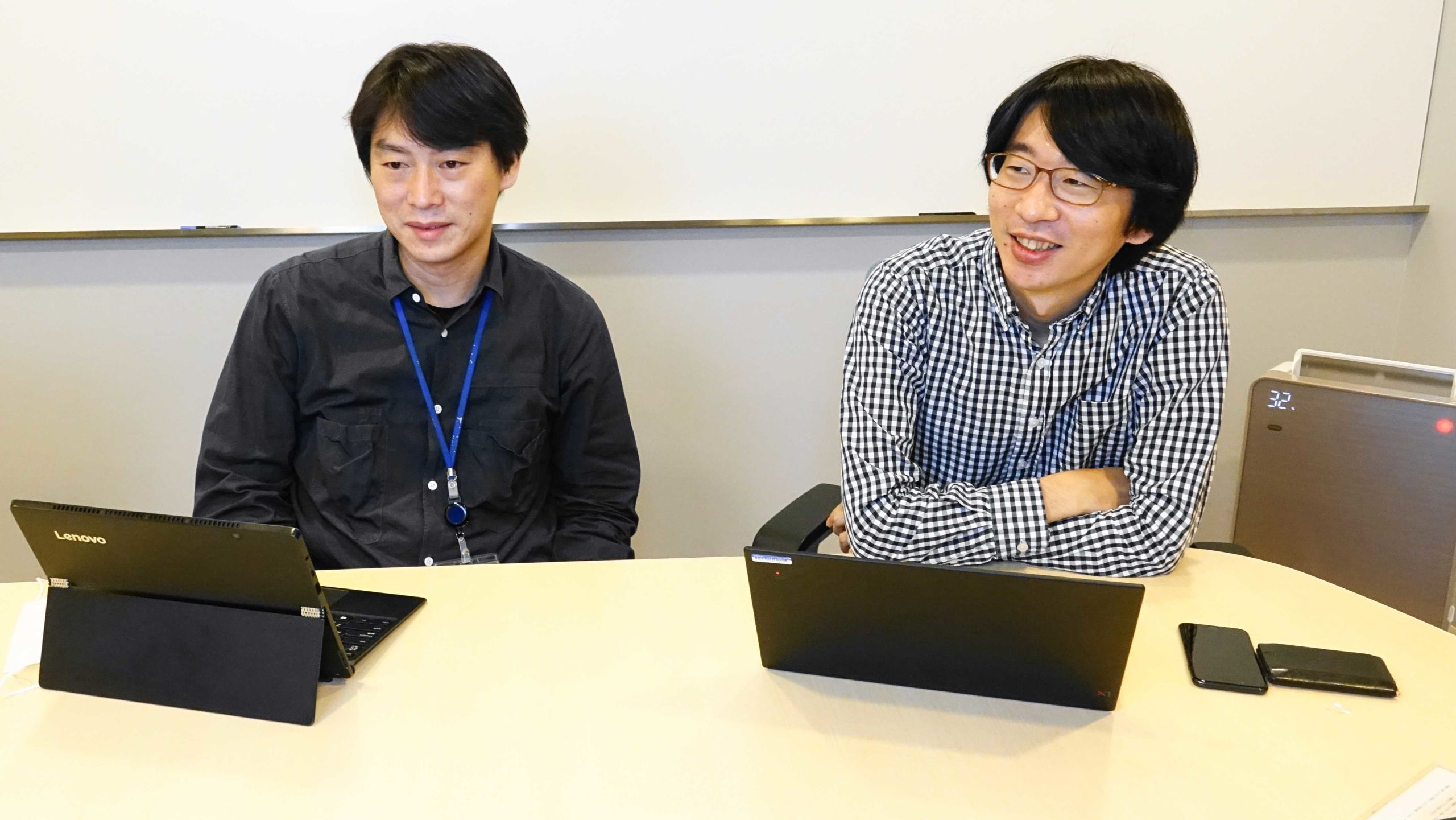 PagerDutyの導入を担当された久保智尋さん(左)、 塩野目雄さん